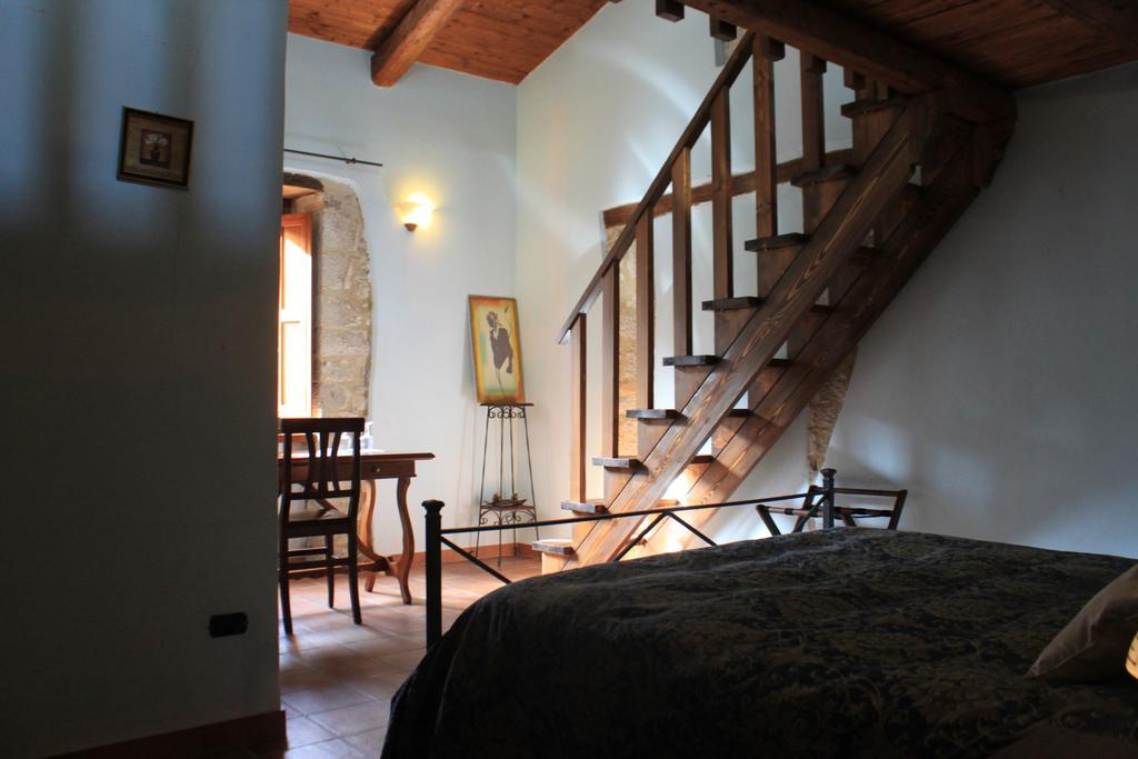 Gasthaus Country House Casale Kolidur Guardiaregia Exterior foto